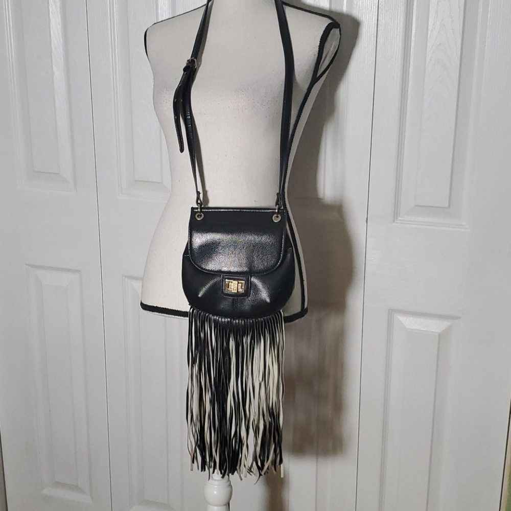Expressions Nyc crossbody fringe bag